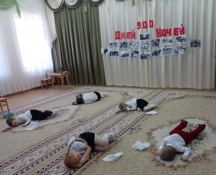 МБДОУ ЦРР - детский сад Аленький цветочек Танец Белые панамки 2